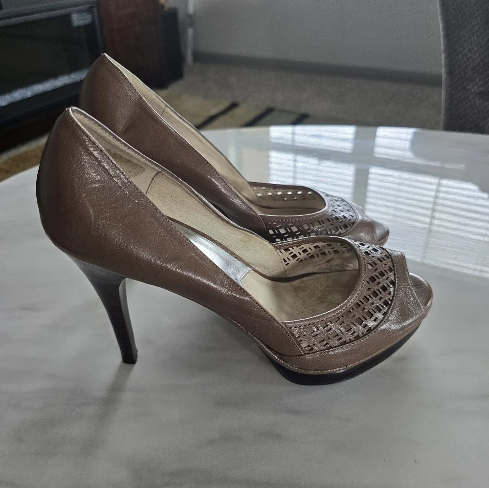 Michael Kors Heels Womens Sz 9.5M Zamara Open Toe Taupe Shoes Slip On Stiletto